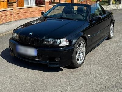 Noir Occasion 2001 BMW 325 Cabriolet Cabriolet | 12 000 €
