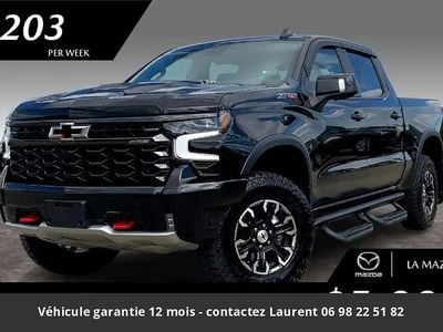 Noir Occasion 2023 Chevrolet Silverado SUV | 64 604 € (Prix juste)