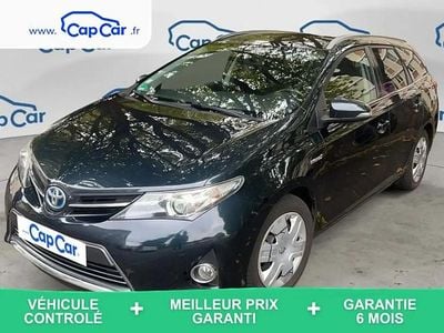 Toyota Auris Hybrid