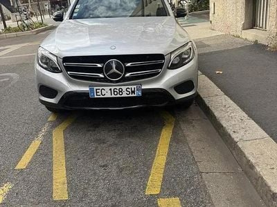 Gris Occasion 2016 Mercedes GLC250 SUV | 19 500 €