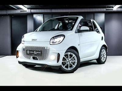 Blanc Occasion 2021 Smart ForTwo Electric Drive Cabriolet | 11 990 €