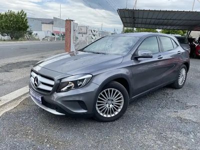 Mercedes GLA180