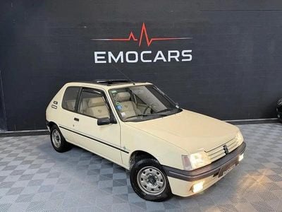 Occasion Peugeot 205 76 ch (55 kW) 1992 Beige Citadine