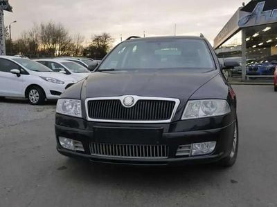 Noir Occasion 2007 Skoda Octavia Break | 2 200 €