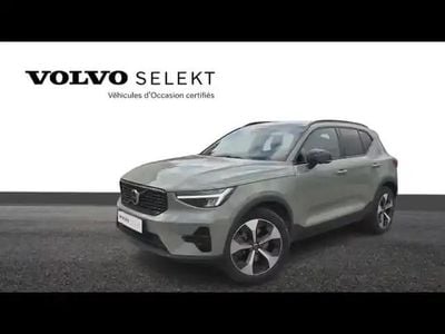 Occasion Volvo XC40 Plus 166 ch (122 kW) 2025 Vert sauge SUV
