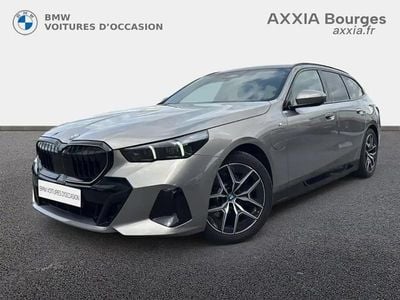 Gris Occasion 2024 BMW 530 M Sport Break | 67 890 €
