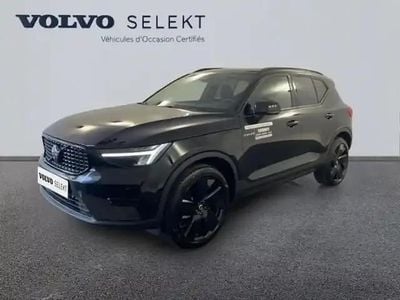 Noir Occasion 2025 Volvo XC40 SUV | 44 990 €