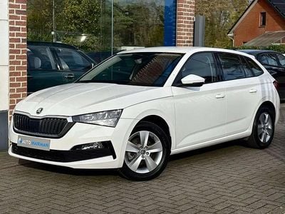 Blanc Occasion 2022 Skoda Scala Ambition Citadine | 17 950 € (Bon prix)
