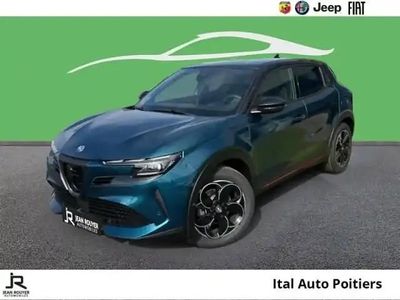 Bleu navigli métallisée/toit noir Occasion 2025 Alfa Romeo Junior Edizione Speciale SUV | 32 499 € (Prix juste)