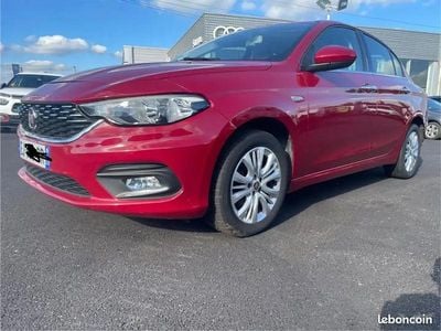 Rouge Occasion 2017 Fiat Tipo Easy Berline | 7 990 € (Bon prix)