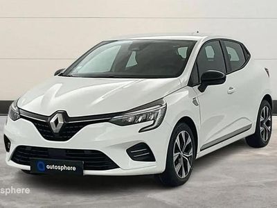 Blanc Occasion 2022 Renault Clio V LIMITED Berline | 14 999 € (Prix juste)