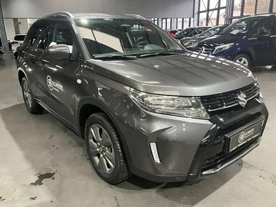 Gris Occasion 2025 Suzuki Vitara GL SUV | 25 220 € (Prix juste)