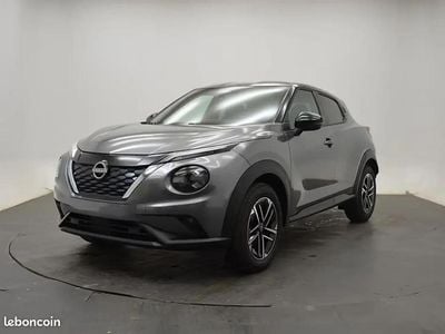 Gris Nouvelle 2025 Nissan Juke N-Connecta SUV | 26 990 € (Prix juste)