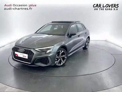 Gris Occasion 2024 Audi A3 S-Line Berline | 33 990 € (Prix juste)