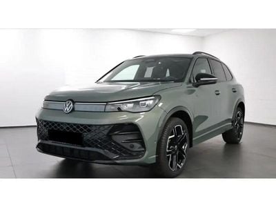 Vert Occasion 2024 VW Tiguan R-line SUV | 42 900 € (Bon prix)