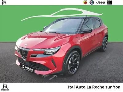 Nouvelle Alfa Romeo Junior Edizione Speciale 2025 Rouge brera tricouches/toit noir SUV