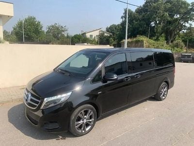 Noir Occasion 2016 Mercedes V220 Exclusive Monospace | 33 900 € (Prix cher)