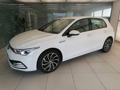 Occasion 2020 VW Golf VIII Life | 18 490 € (Prix assez cher)