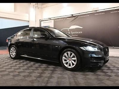 Noir Occasion 2017 Jaguar XF Berline | 10 950 €