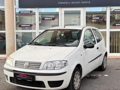 Occasion 2008 Fiat Punto Citadine | 2 990 €