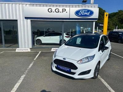 Blanc Occasion 2017 Ford Fiesta ST-Line Citadine | 11 990 € (Prix assez cher)
