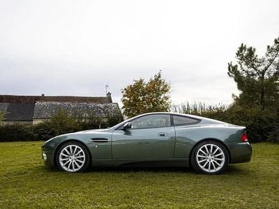 Vert Occasion 2003 Aston Martin Vanquish Coupé | 75 000 €