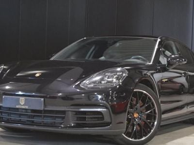 Porsche Panamera 4