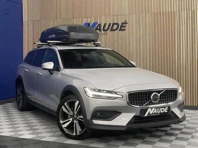Gris Occasion 2023 Volvo V60 CC Pro Break | 30 490 €