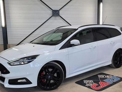 Blanc Occasion 2016 Ford Focus ST Break | 14 900 € (Super prix)