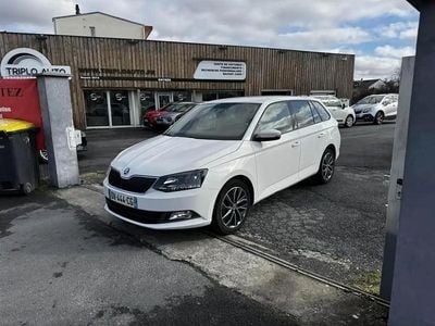 Blanc Occasion 2015 Skoda Fabia Tour Break | 8 490 € (Super prix)