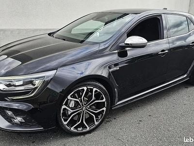 Noir Occasion 2018 Renault Mégane IV R.S. Berline | 29 990 € (Prix juste)