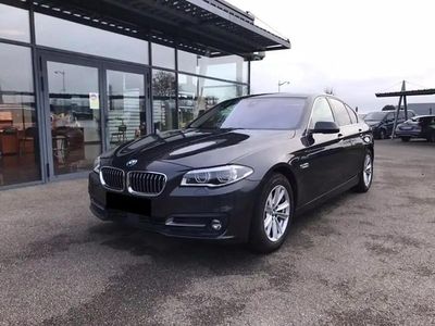 Noir Occasion 2014 BMW 520 Luxury Line Berline | 22 990 € (Prix assez cher)