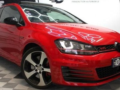 Rouge Occasion 2015 VW Golf GTI Berline | 16 490 € (Bon prix)