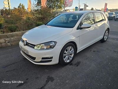 Blanc Occasion 2015 VW Golf Berline | 7 990 € (Prix juste)