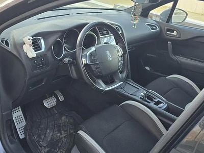 Gris Occasion 2014 Citroën DS4 Chic Citadine | 9 200 €