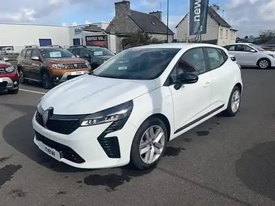 Blanc Occasion 2025 Renault Clio V Evolution Citadine | 17 590 € (Prix juste)