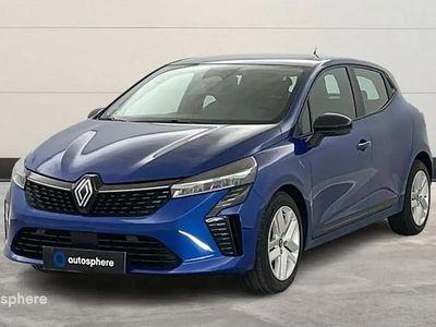 Bleu Occasion 2024 Renault Clio V Evolution Berline | 16 499 € (Prix juste)