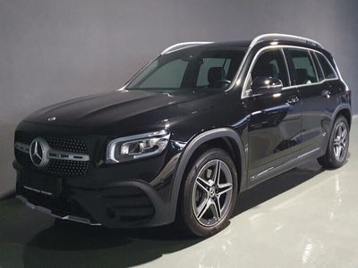 Mercedes GLB220