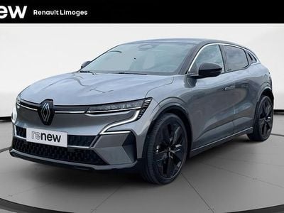 Gris Occasion 2023 Renault Mégane Techno Berline | 25 990 € (Prix juste)