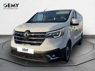 Blanc glacier Occasion 2025 Renault Trafic Monospace | 30 490 €