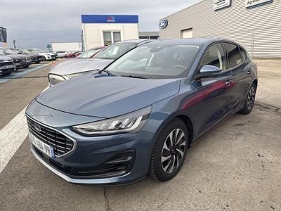 Bleu azur métallisé Occasion 2025 Ford Focus Business Edition Berline | 23 989 € (Bon prix)