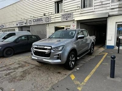 Gris Occasion 2022 Isuzu D-Max Berline | 32 900 € (Prix assez cher)