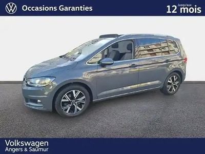Gris dauphin Occasion 2021 VW Touran Monospace | 25 981 € (Prix assez cher)