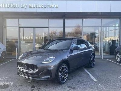 Gris Occasion 2025 Maserati Grecale Folgore SUV | 92 990 €