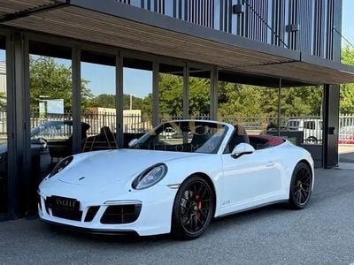 Porsche 911 Carrera GTS