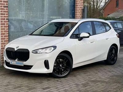 Blanc Occasion 2024 BMW 218 Active Tourer Sport Line Monospace | 24 950 €