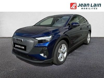 Bleu navarre métallisé Occasion 2024 Audi Q4 Sportback e-tron Business SUV | 52 900 € (Prix juste)