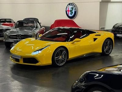 Jaune Occasion 2017 Ferrari 488 Cabriolet | 249 900 €
