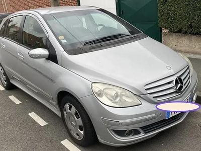 Mercedes B180