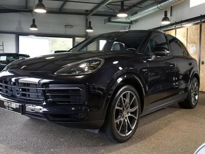 Occasion 2018 Porsche Cayenne SUV | 55 990 € (Prix assez cher)
